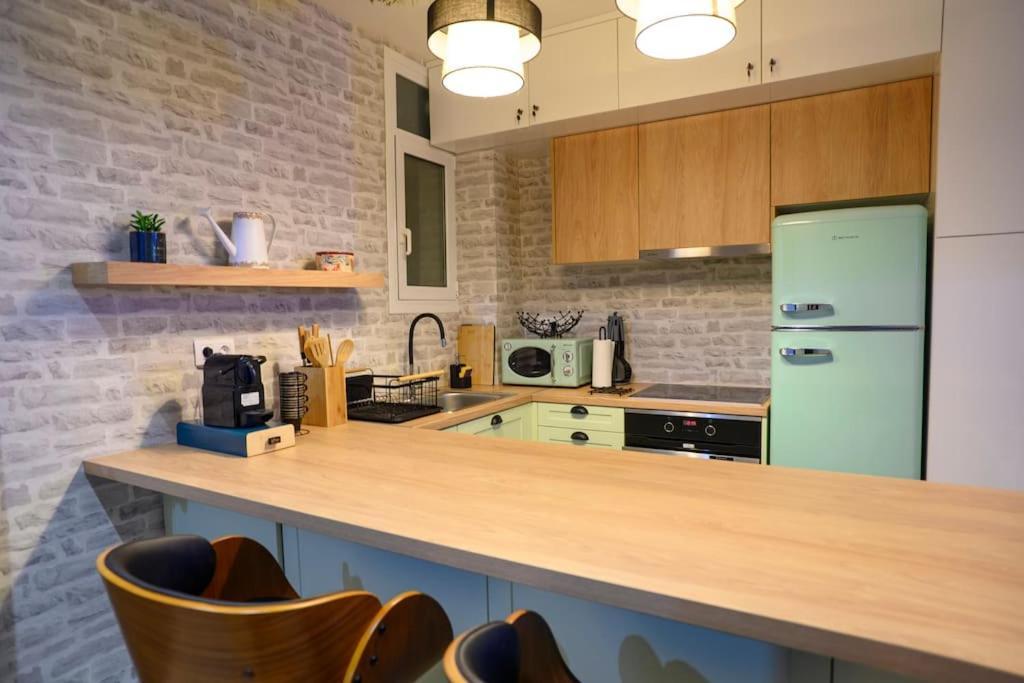 Apartment Hidden Garden Of Kallithea Athen
